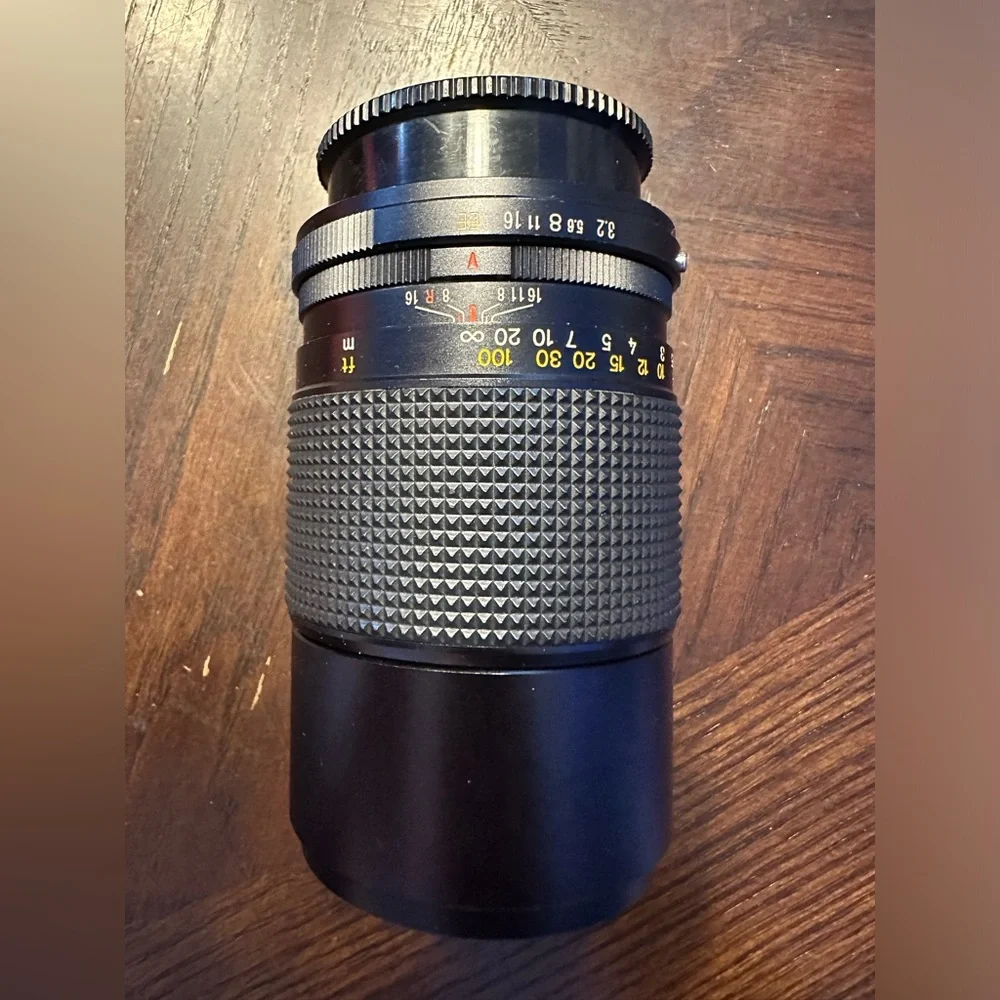 KONICA HEXANON AR 135MM F/3.2 TELEPHOTO LENS. KONICA AR MOUNT CLEAN GLASS & CASE